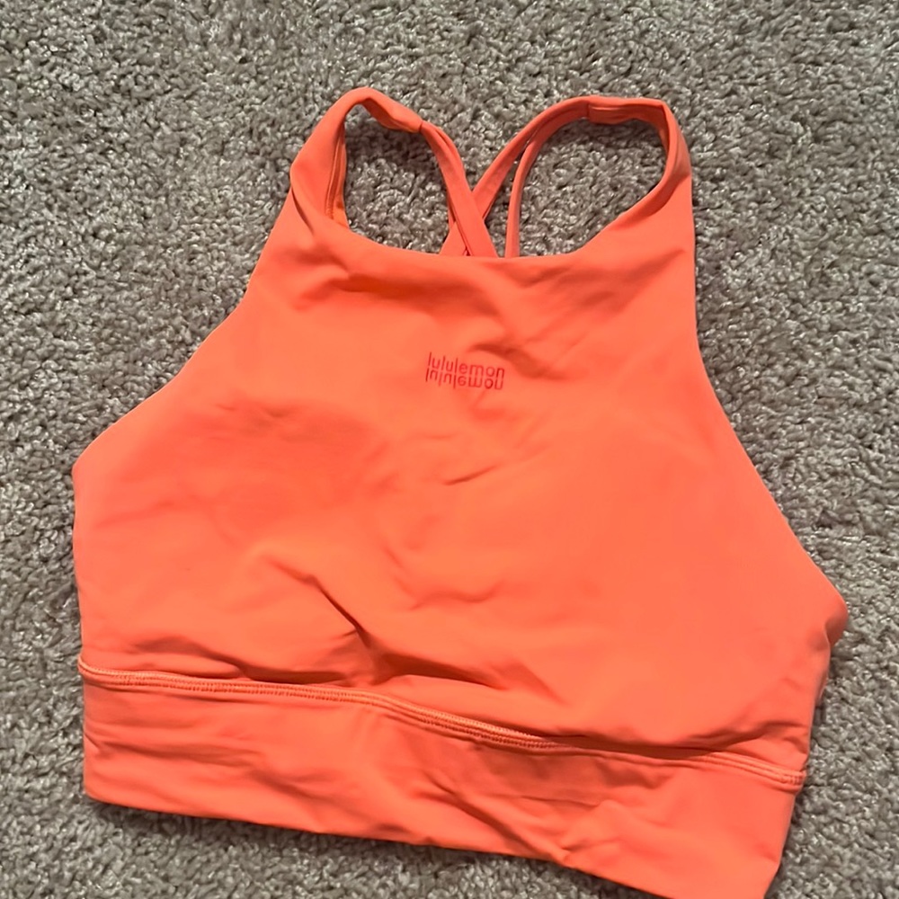 Lululemon high neck sports bra